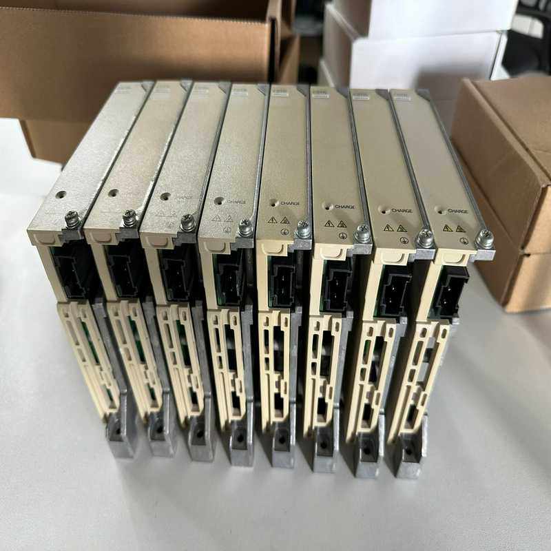 （碧碧商铺）安川伺服驱动器CSTR-SDBR90AAA议价