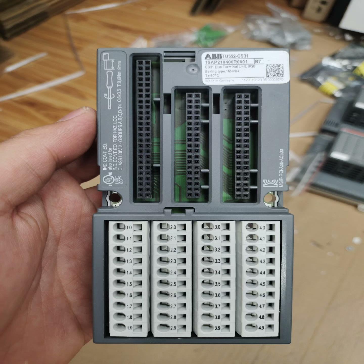 询价TU552-CS31ABB模块成色不错，完全当新