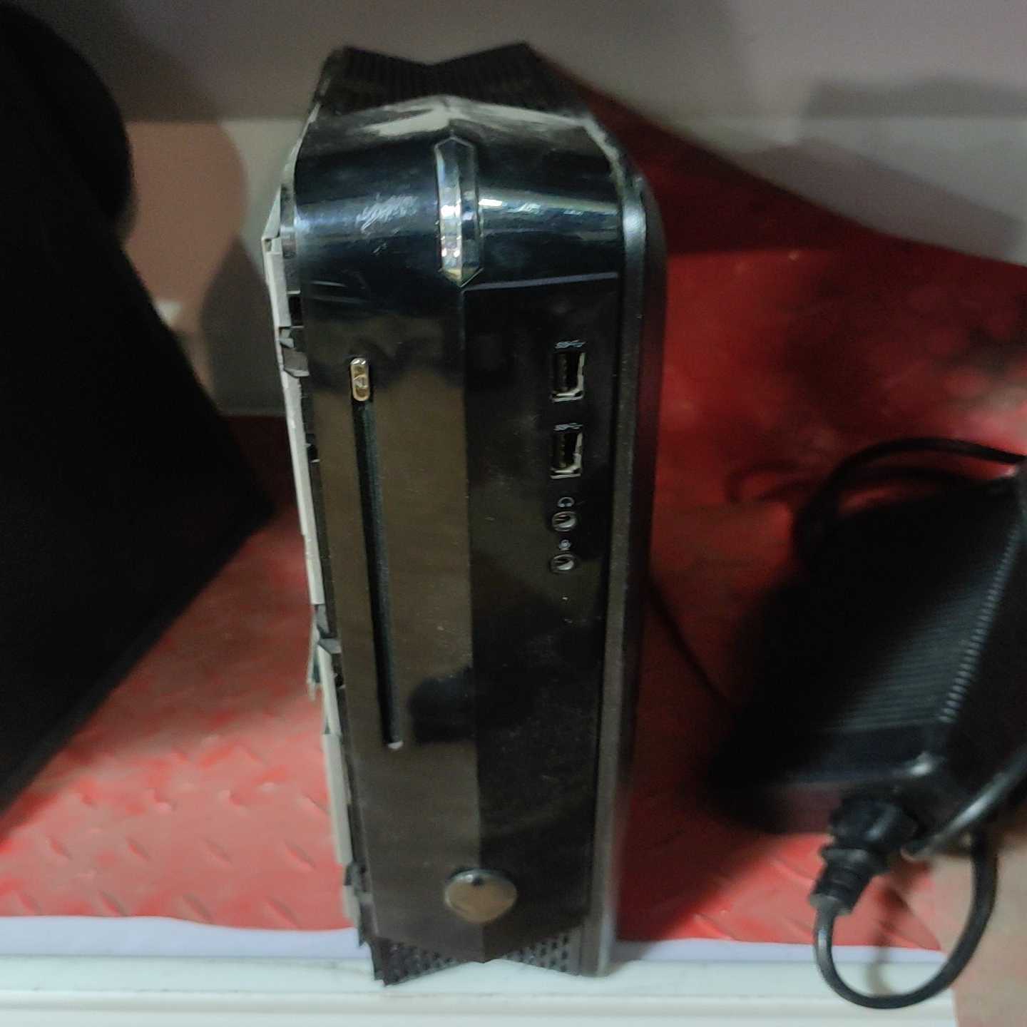 外星人x51 r,2  机器一个内存测面板!!机器好用【鑫鑫商铺】