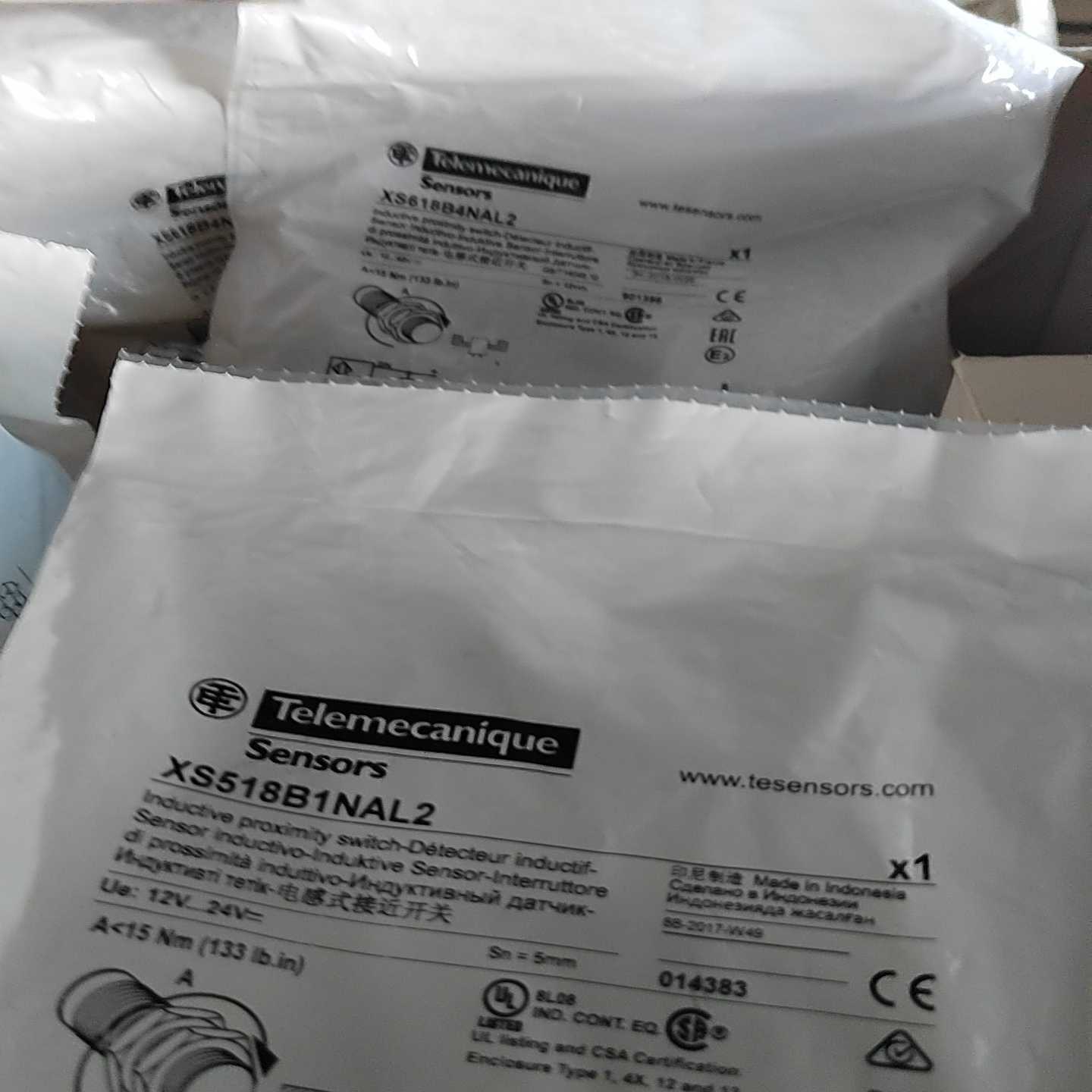 议~XS518B1NAL2电感式接近开关