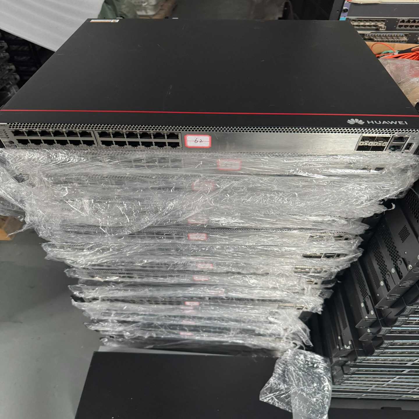 询价~华为S5731-S24T4X 三层千兆以太网交换机