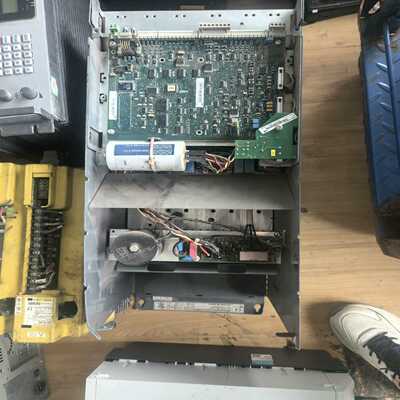 ABB直流调速器，，成色如图，DCS401.0900【侨报商行】