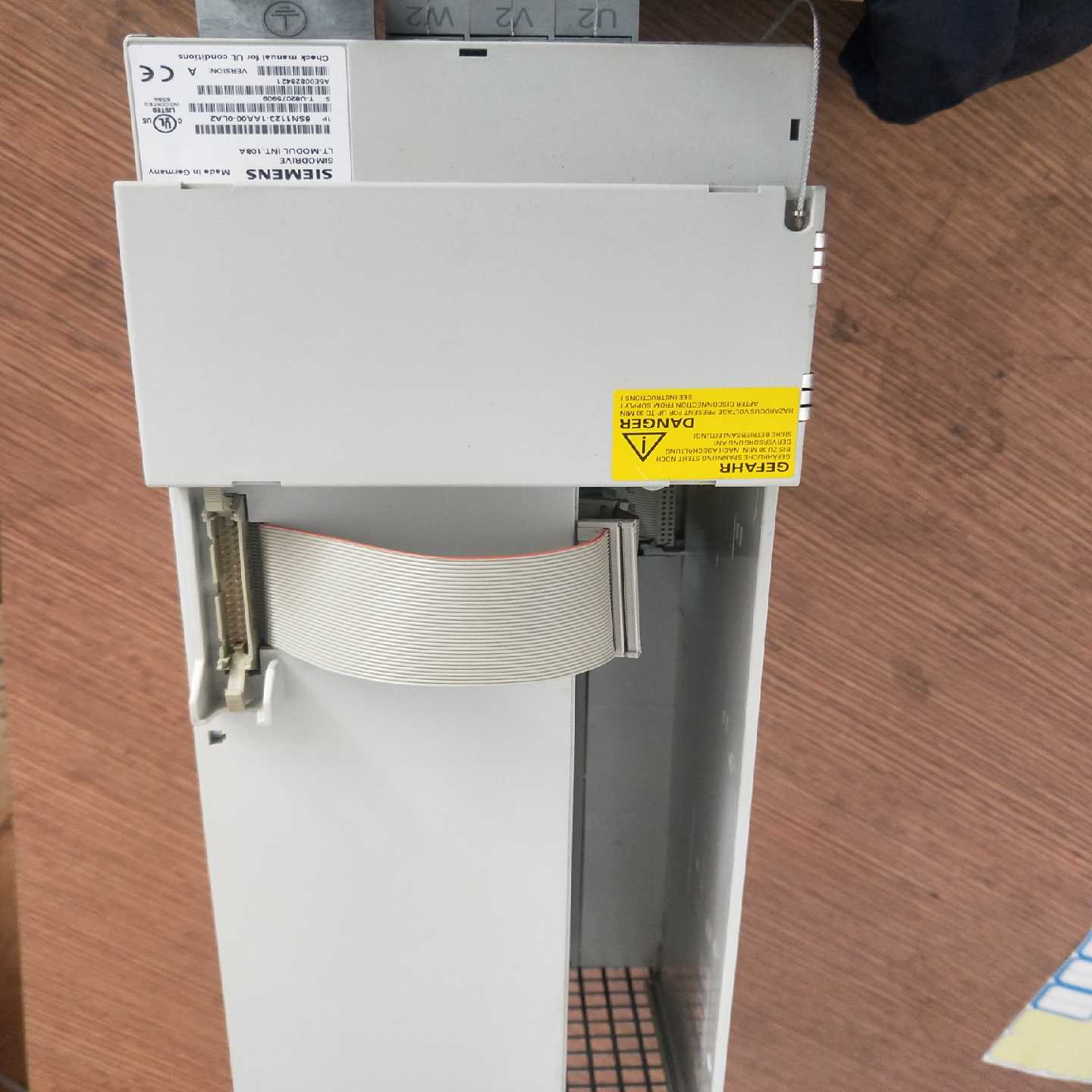 询价6SN1123-1AA00-0LA2未使用，保修一年，需