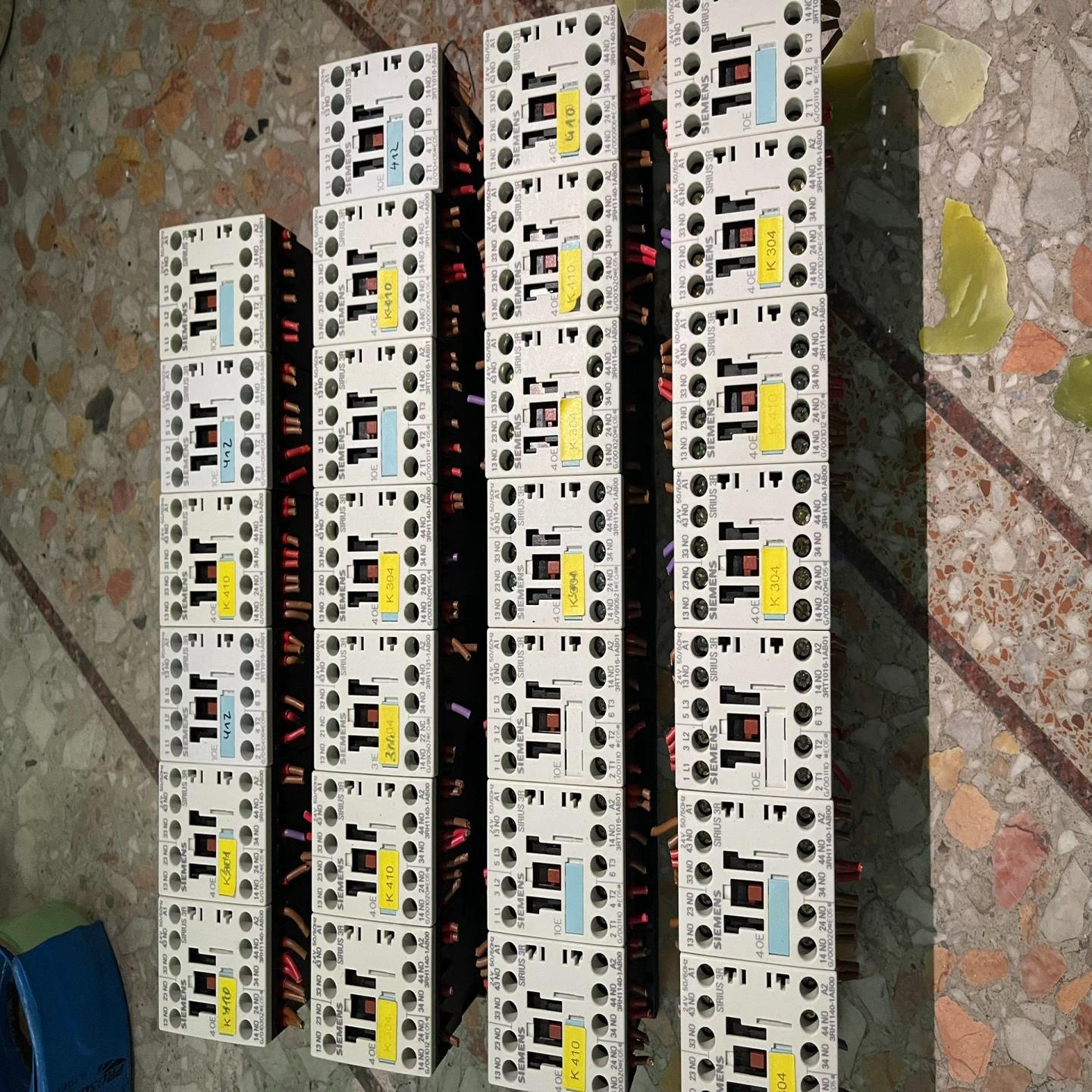 德国接触器式中间继电器3ZX1012-0RH11-~询价