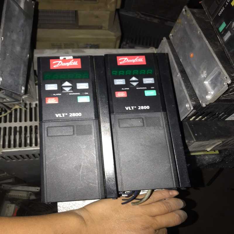 丹佛斯V LT2800系列2822-2.2KW。2830-3【晟华商行】