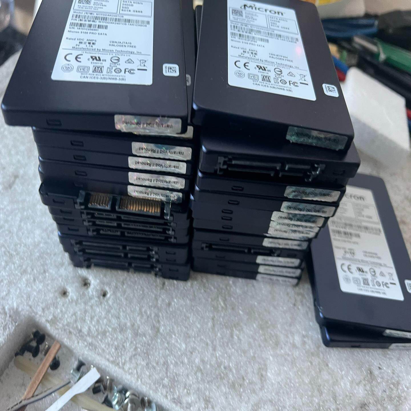【议价】镁光5100 PR0固态硬盘240G的25寸SATA接
