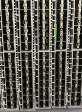 ARISTA  DCS-7150S-64 成色不错~议价