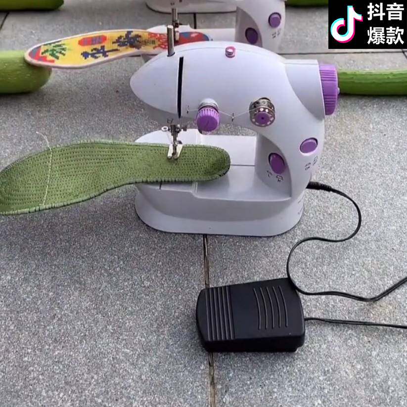 缝纫机小型家用电动迷你手动手持可携式吃厚衣车家庭多功能