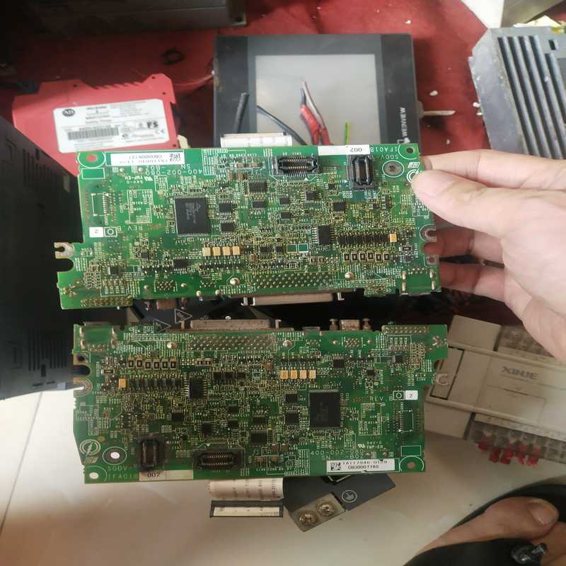 SGDV-IFA01B 安川伺服驱动器主板两个成色如图200【南风商行】