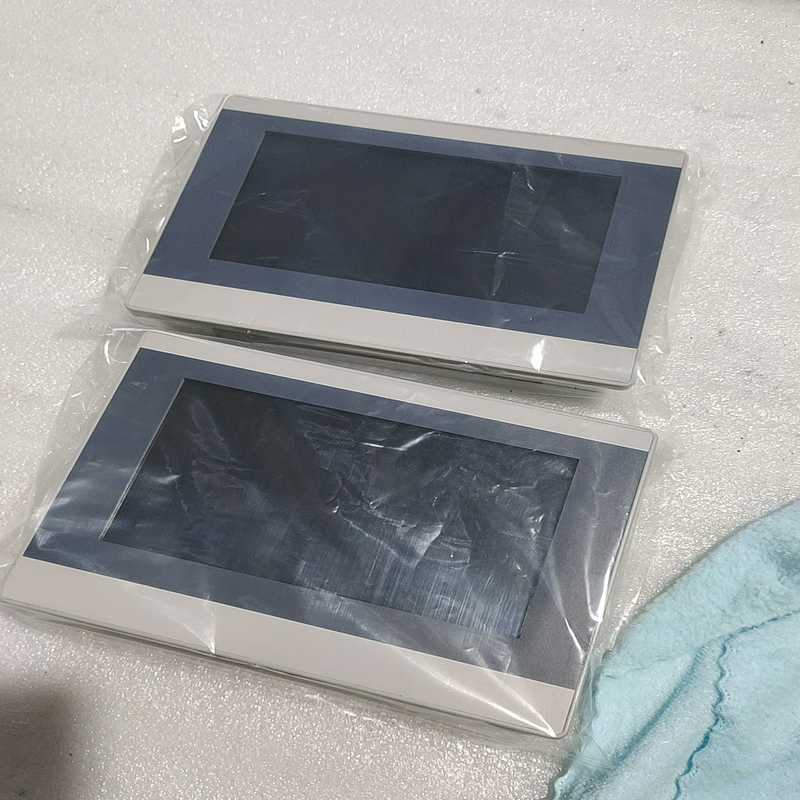 询价~繁易触摸屏，FE6070W-B-PRE，未用过，没有包装