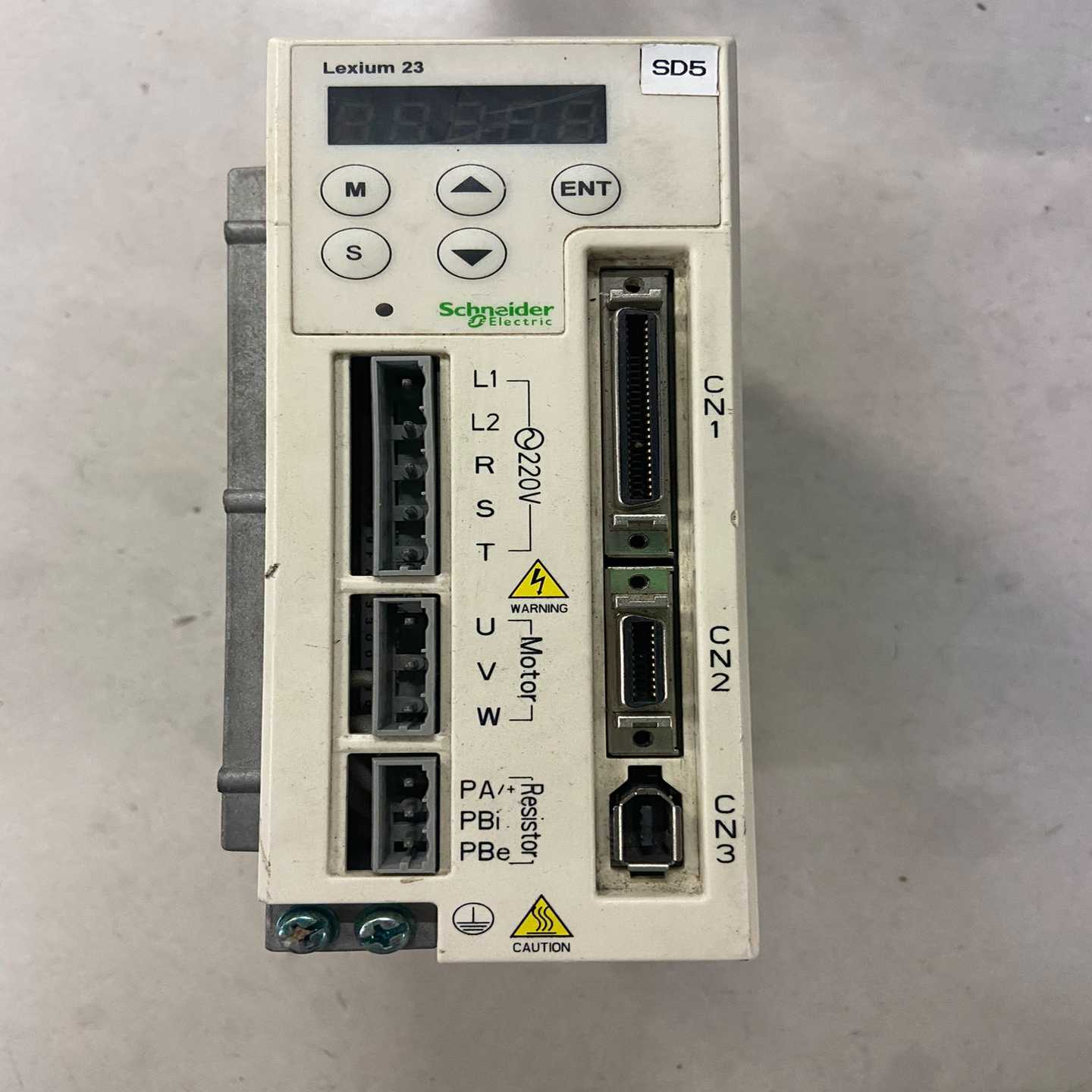 询LXM23CU04M3X伺服驱动器400