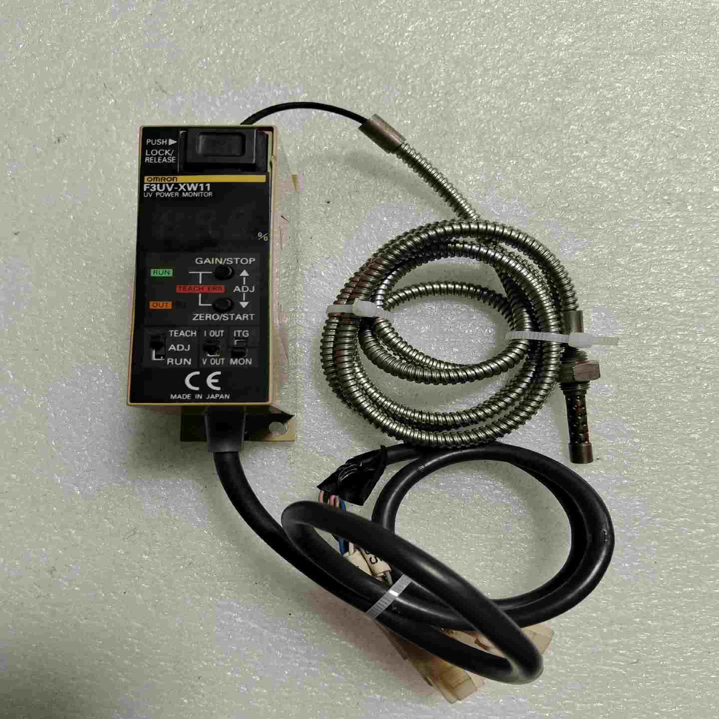 询价日本产，0MRON，光纤模块型，型号，F3UV-W11，成
