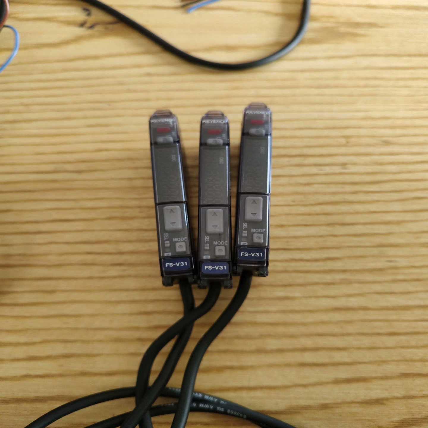 FS-V31基恩士 KEYENCE 放大器，测试件，成色如图~询价