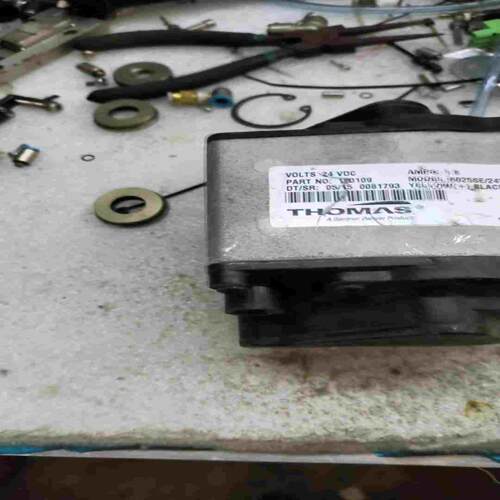 thomas托马斯气泵真空泵直流电24V 型号150109，~询价