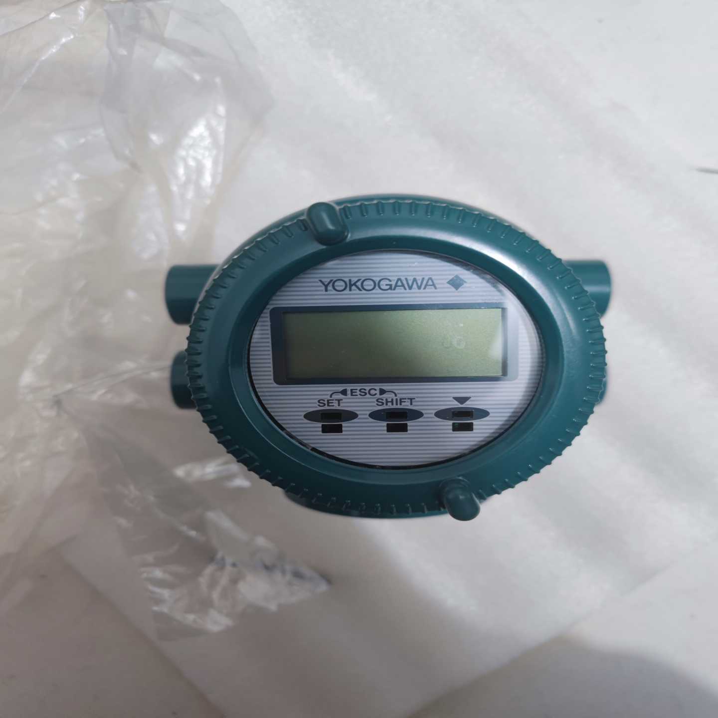 横河AXFA14G-E1-01电磁流量计转换器~议价