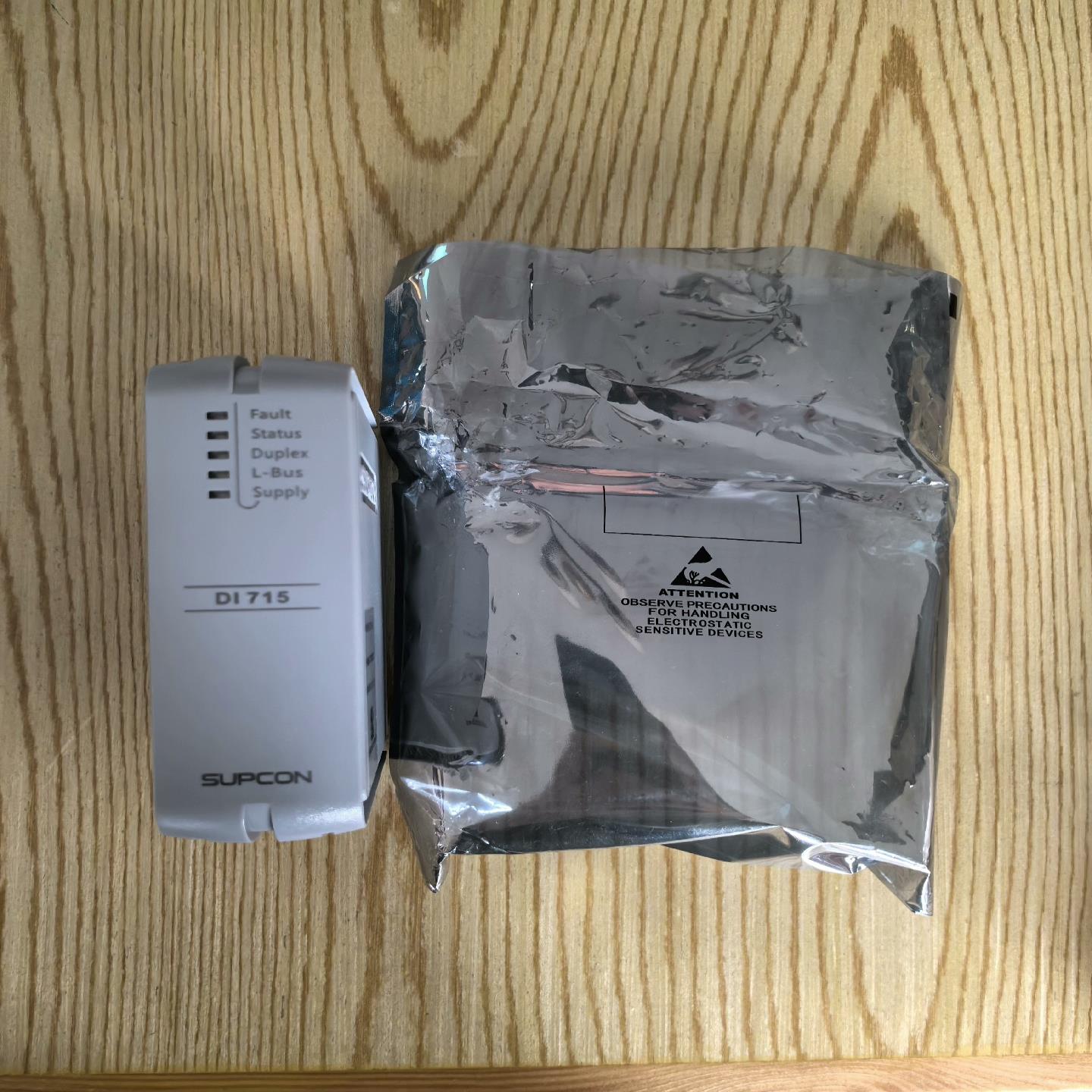 中控DI715-S11卡V25.21.00，全新未上电，带包（崽载电子）