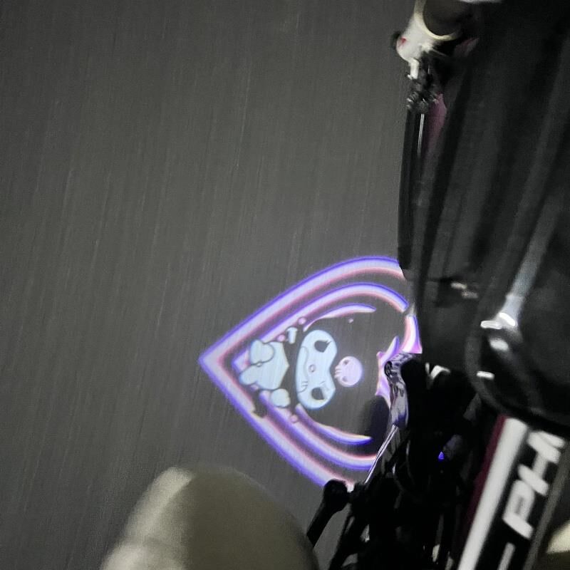 自行车投影灯山地公路电动车单z车装饰配件摩托车库洛米车载迎宾