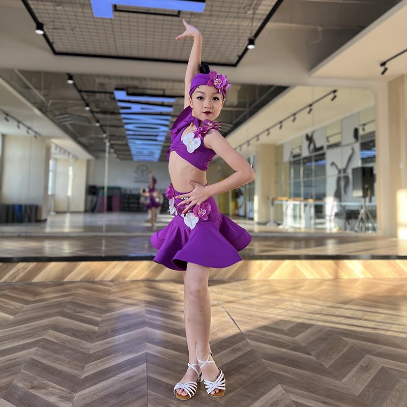 2024舞薇f新款拉丁舞练功服女儿童高级感表演舞蹈裙少儿演出裙春