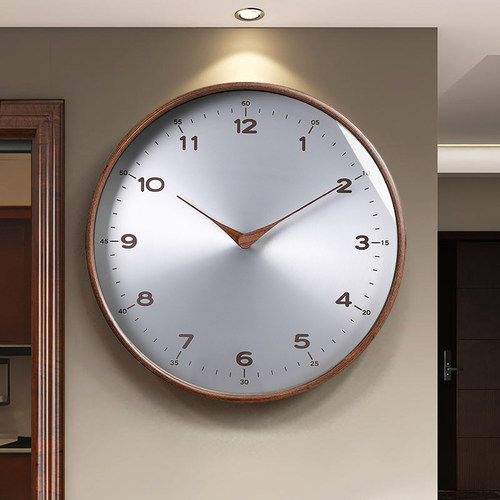 简约现实木客厅挂钟家用钟表挂墙2023新款挂表大气W创意网红时钟