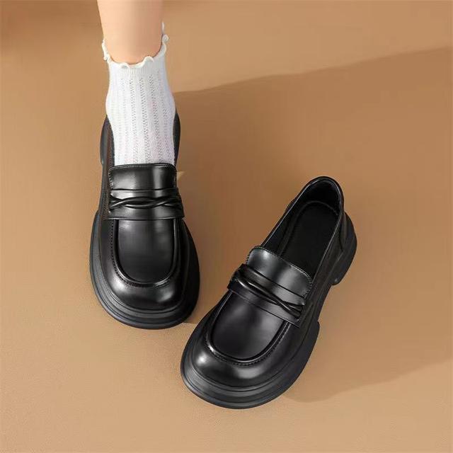 黑色乐福鞋秋季英伦风小皮鞋女2025新款学院风小单鞋厚底乐福鞋女