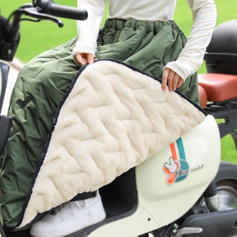 秋冬电动车挡风被摩托骑车保暖护膝防水加厚加绒半身裙防风裙男女