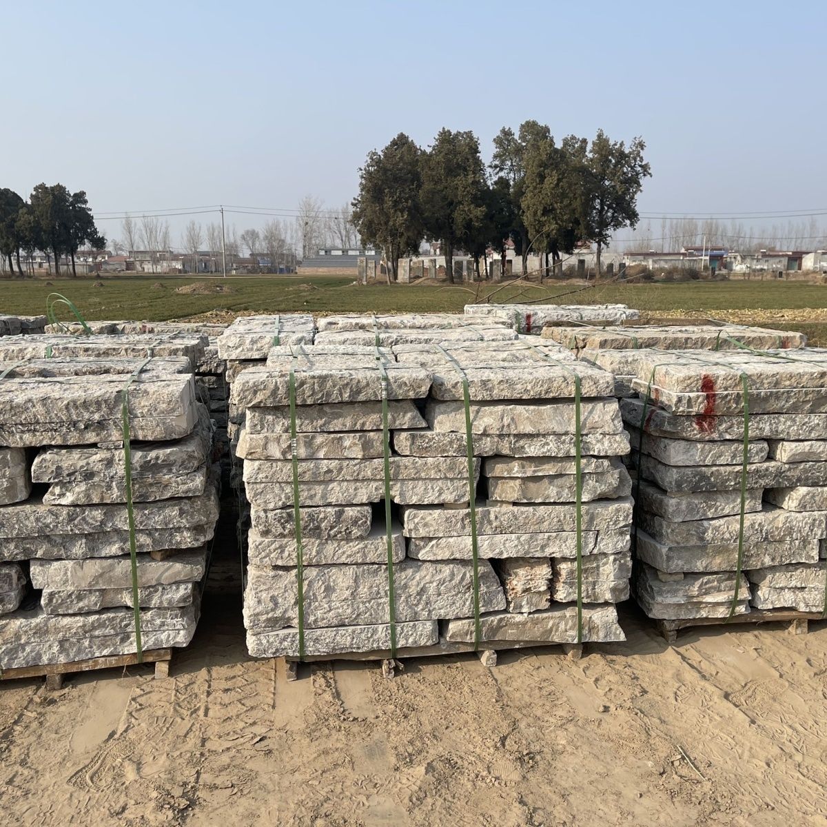 石板旧石条铺路青石板古建庭院铺路石台阶花岗岩老石条仿古踏步