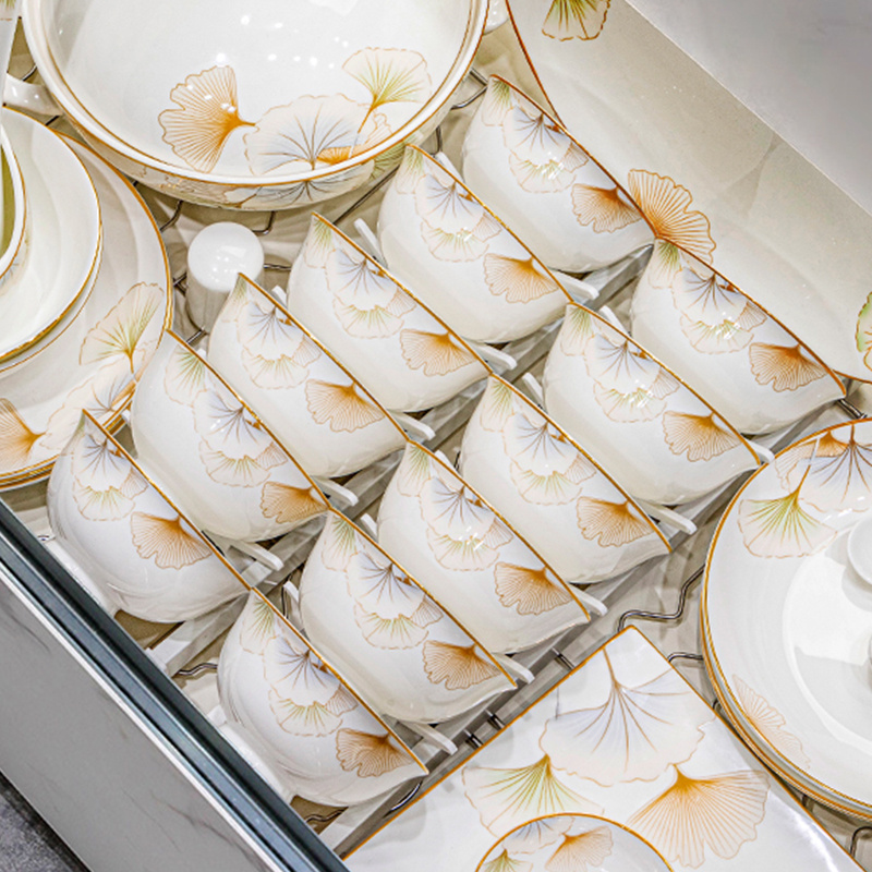 2025新款碗碟套装家用景德镇轻奢高温陶瓷碗盘筷骨碟釉下彩餐具