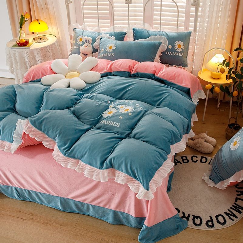 南极人韩版水晶绒少女心保暖四件套刺绣法兰牛奶珊瑚绒床上三件套