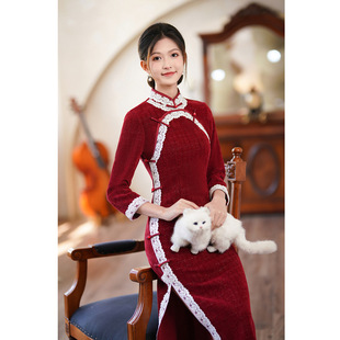 酒红色旗袍拜年服秋冬装2022年新中式改良版年轻款气质优雅连衣裙