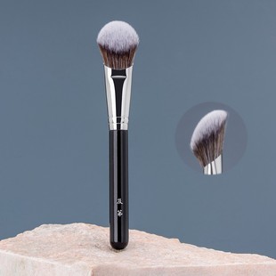 及第115腮红膏刷粉底刷面部化妆刷上妆无痕不吃粉柔软指腹刷头