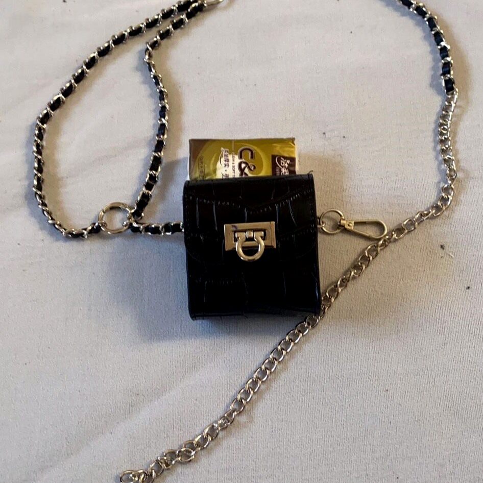 新款ins金属腰链女迷你小包包皮带腰包时髦个性高级腰包女链条