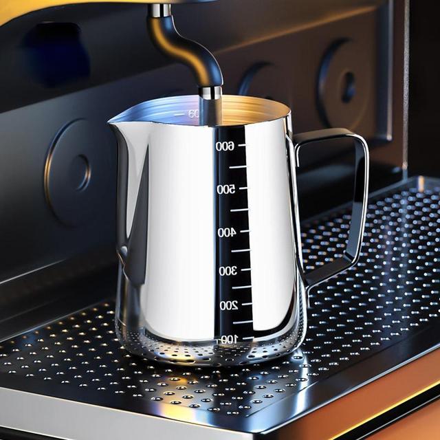 304不锈钢尖嘴拉花杯量杯带刻度量杯咖啡拉花缸打奶泡杯咖啡壶