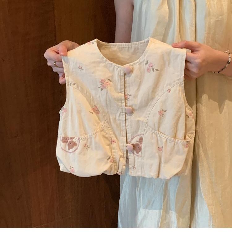 女童秋款套装2025新款女宝宝洋气马甲外套内搭打底衫休闲三件套潮