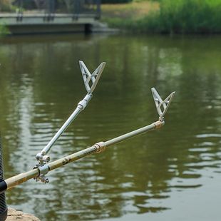 路滑钓支架新款路滑支架头路亚滑漂海竿滑杆支架羊角头钓鱼支架架