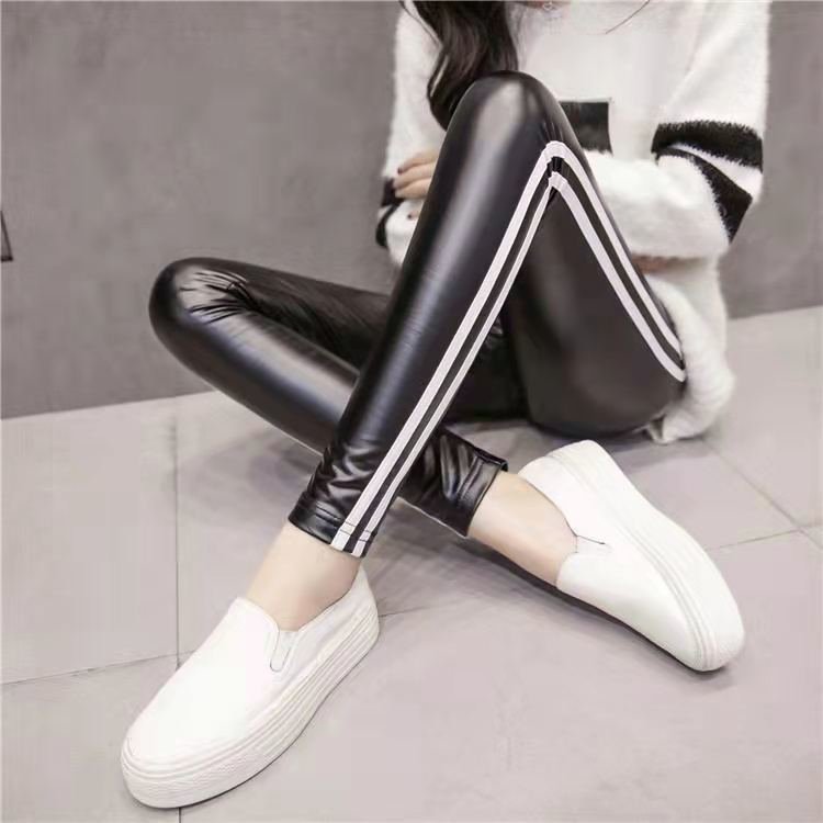 2024新款高腰哑光pu皮裤女加绒外穿条纹冬季亚光紧身小脚裤打底裤