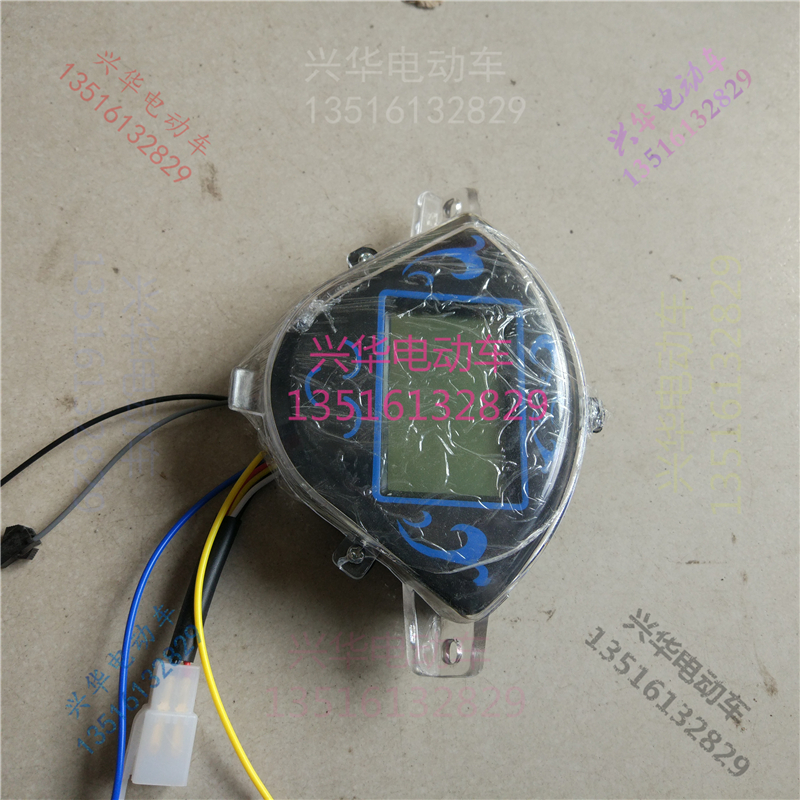 电动车液晶仪表48V电量显示器60V通用码表盘小电动车专车专用仪表