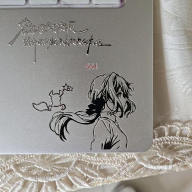 动漫周边薇尔莉特紫罗兰永恒花园二次元立体金属贴纸手机电脑装饰