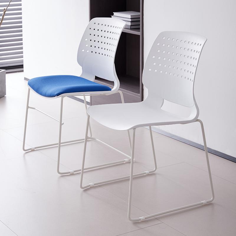 培训椅会客椅可堆叠钢筋铁架餐椅加厚靠背办公室椅子培训教室椅子