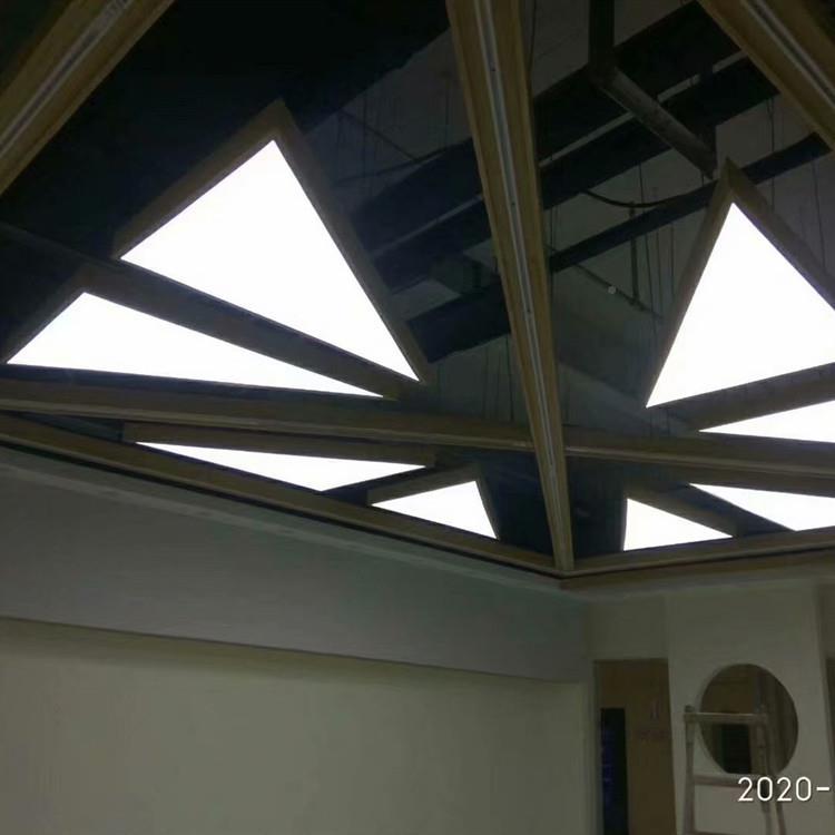 三形吊顶铝软膜灯箱厂家LED547告牌宣传栏广双面合角金卡布灯箱