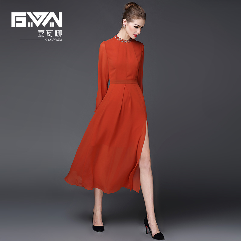 2022秋季新款长袖雪纺打底连衣裙女时尚橘红色开叉a字裙中长款