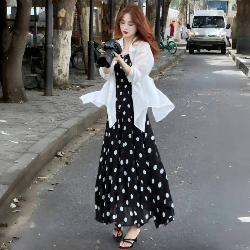 夏季海边度假连衣裙女春秋新款冰丝防晒衬衫吊带裙两件套装长裙子