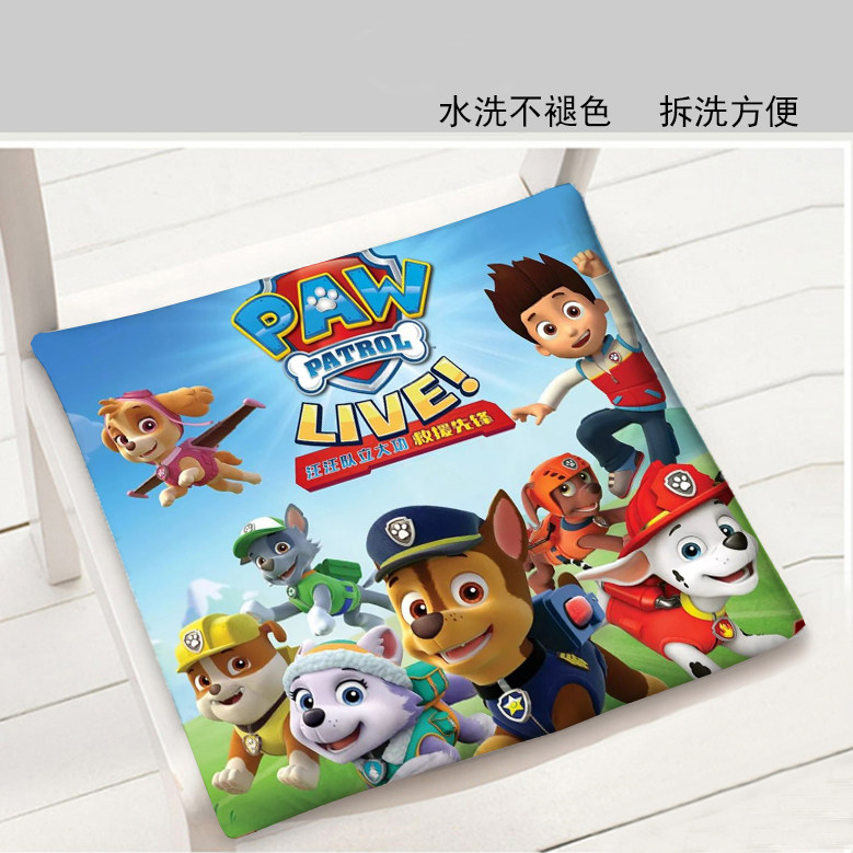 峻翀毛绒卡通舒适坐垫