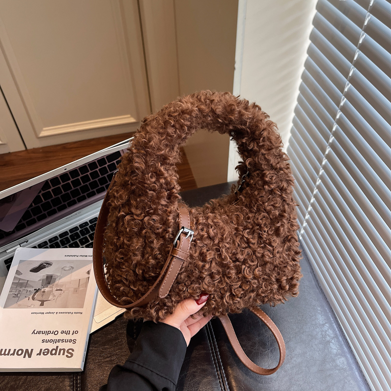 可爱毛绒小包包女百搭单肩斜挎包