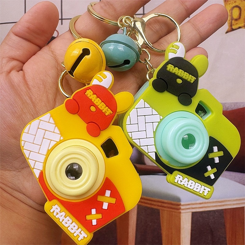 潮流创意卡通可爱暴力熊迷你投影仪相机挂件背包汽车小礼品钥匙扣