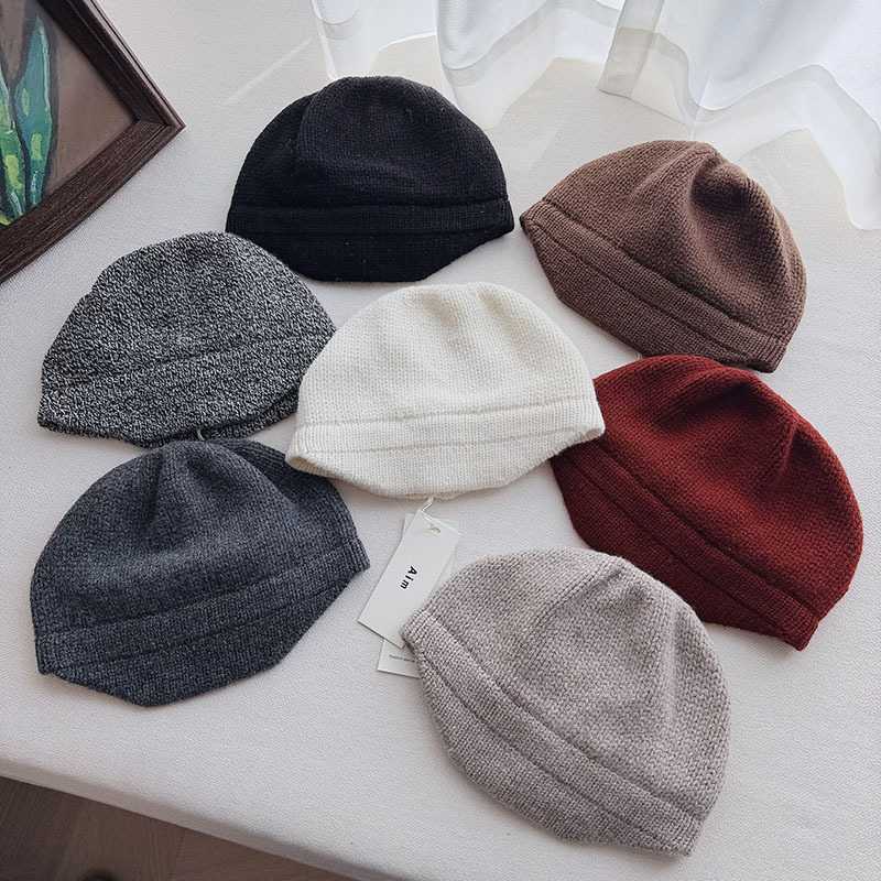 热销纯羊毛高品质短檐护耳帽简约