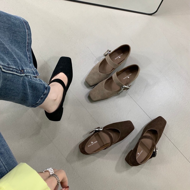 买手店明星同款晚风仙女2025新款浅口粗跟玛丽珍鞋子女绒面方头水