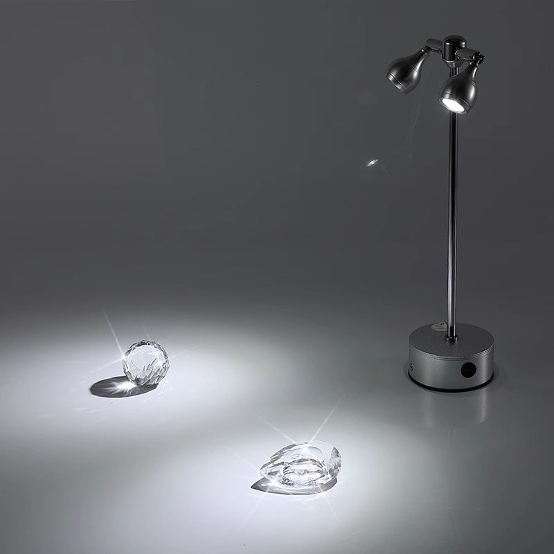 充电式双头射灯立杆桌面珠宝柜台展会首饰无线手办模型小款LED灯 - 封面