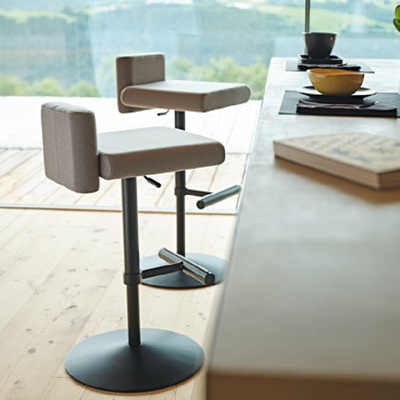 简艺 Toy SG Barstool金属彩色不锈钢旋转吧椅高脚凳可升降吧台椅