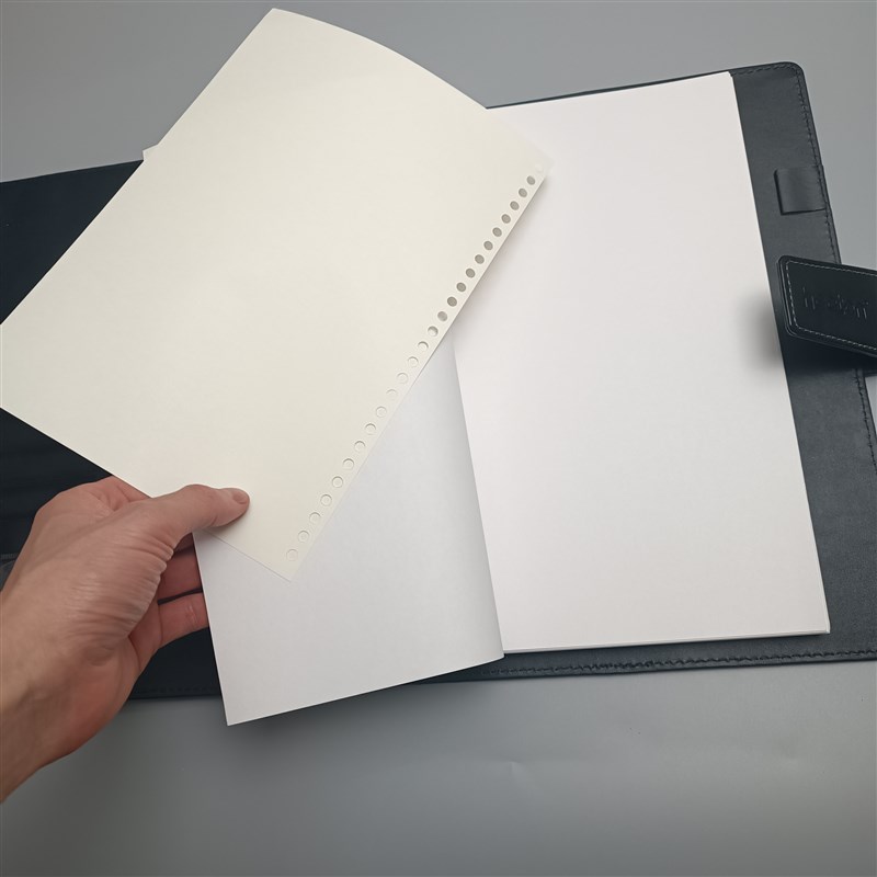 A4空白活页本 30孔皮面磁扣 黑色棕色加厚100克米黄纸 纯白 本白