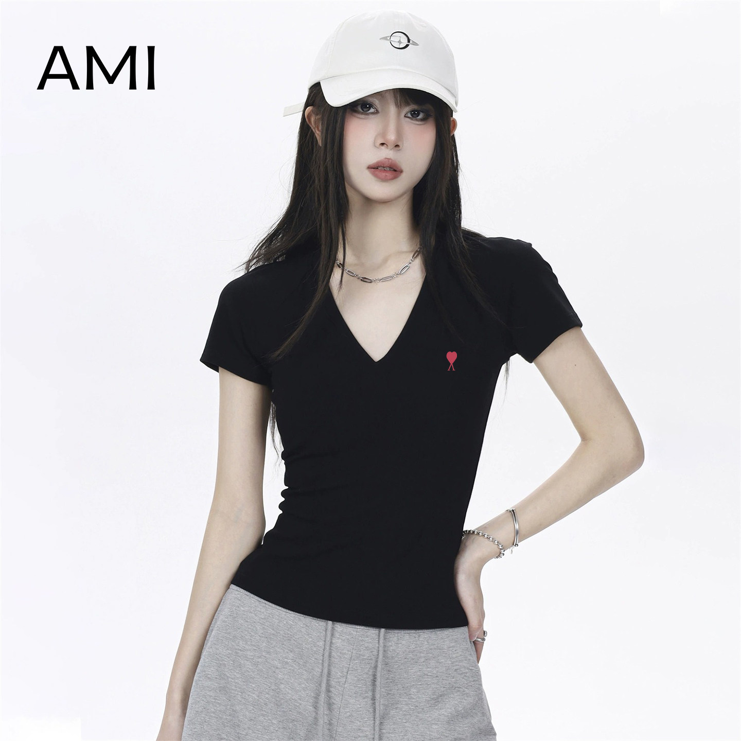 2026美式黑色插肩短袖t恤女春新款正品辣妹修身显瘦v领上衣